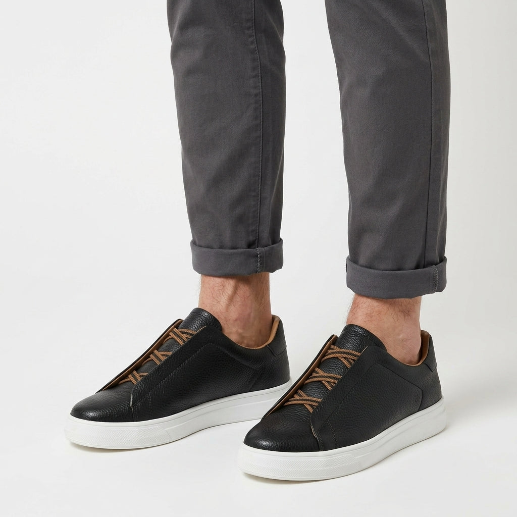 Baskets En Cuir À Silhouette Épurée