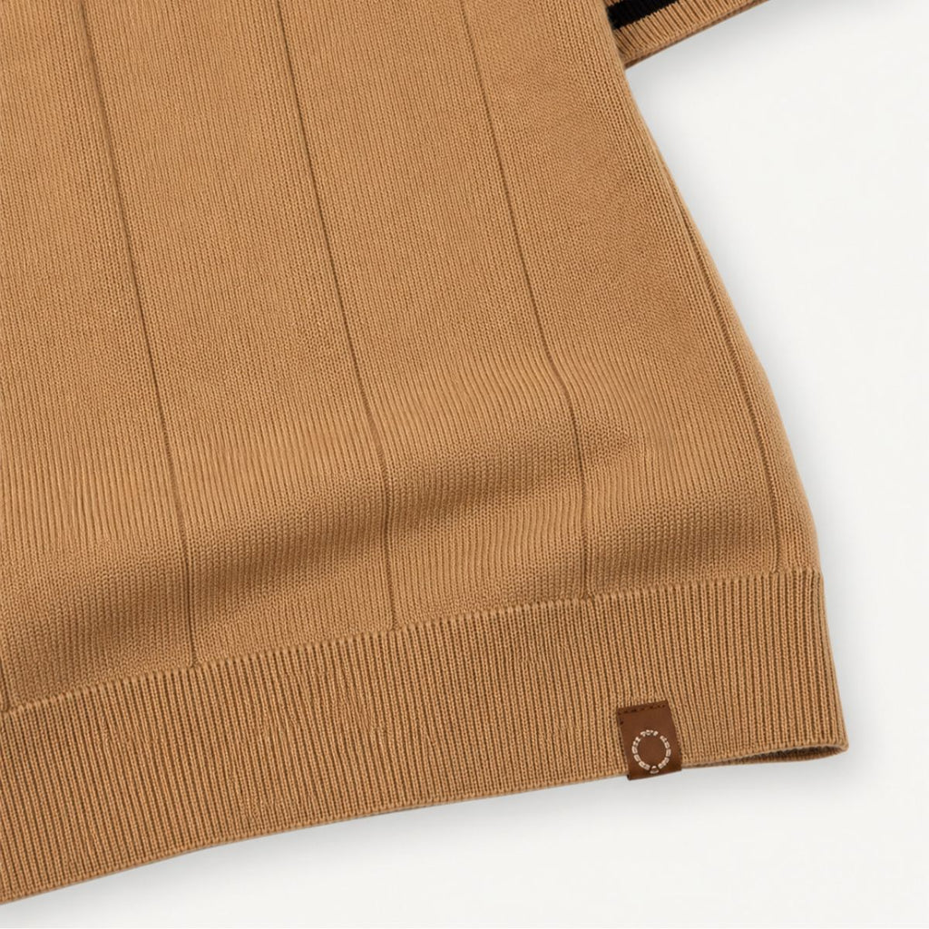 Polo À Col Zippé Avec Texture Verticale Pour Hommes