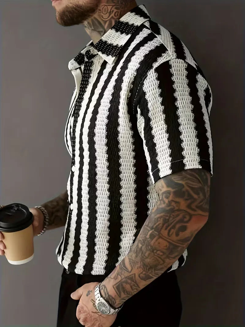 Chemise Rayée Noire Et Blanche À Manches Courtes Pour Hommes