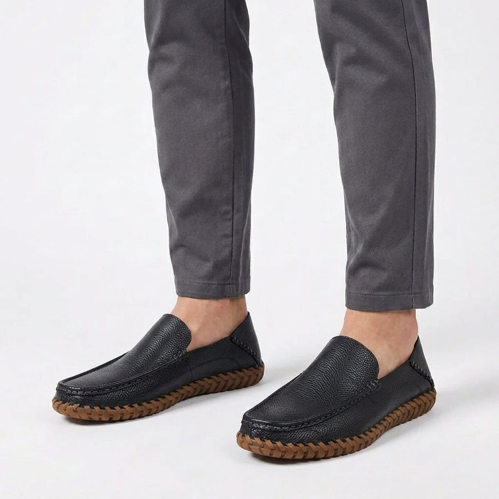 Chaussures À Enfiler Avec Détails Cousus