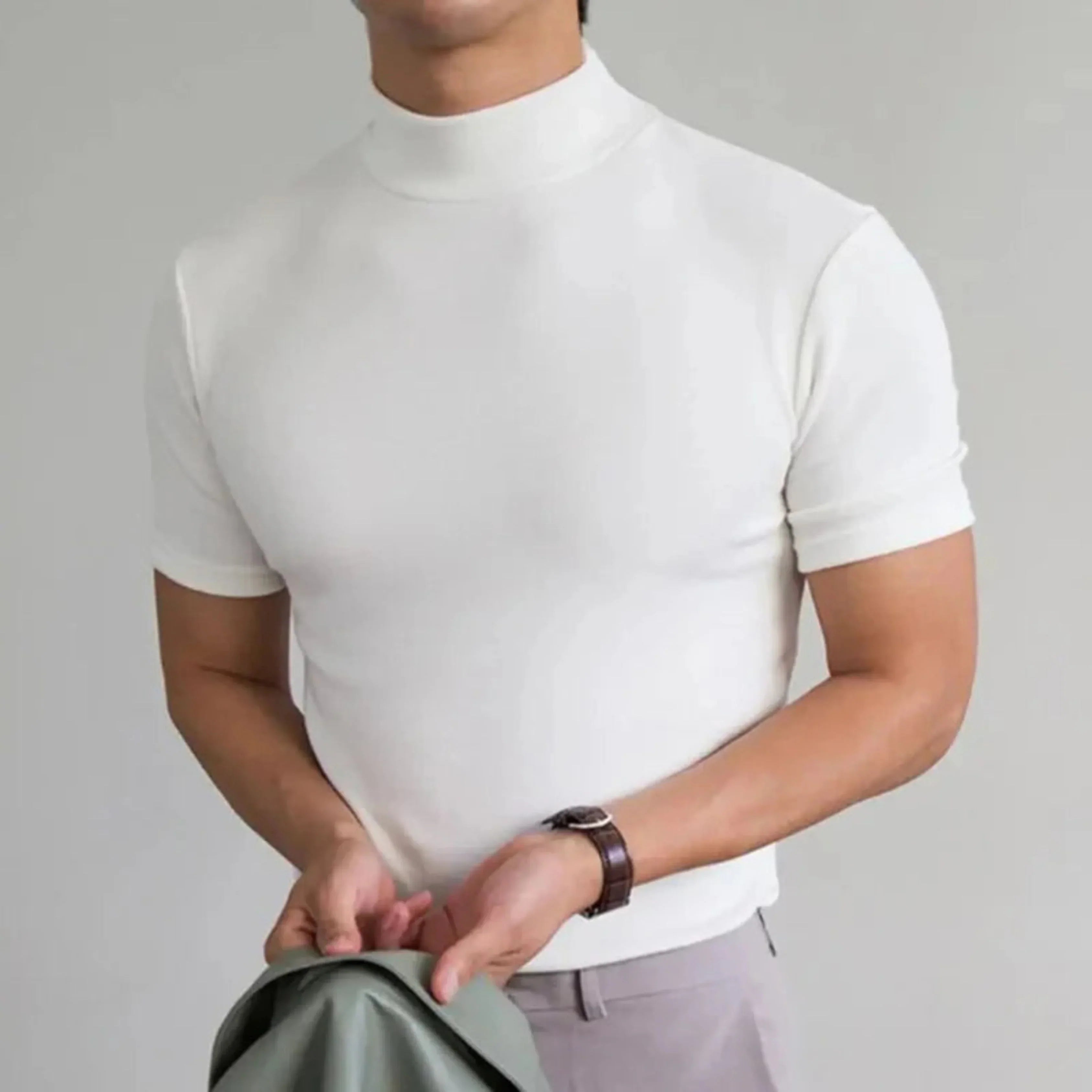 T-SHIRT À HAUT COL POUR HOMME