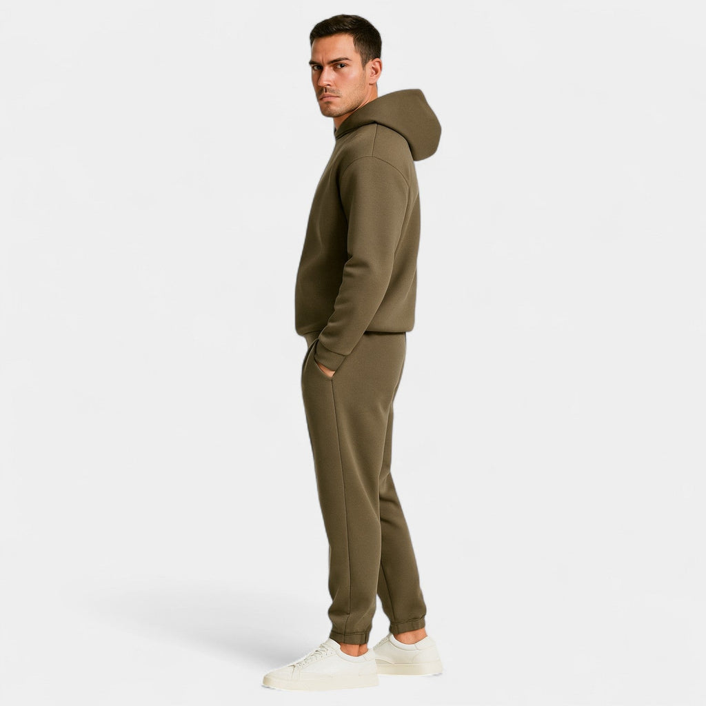 ENSEMBLE HOMME SWEAT À CAPUCHE ET PANTALON FUSELÉ