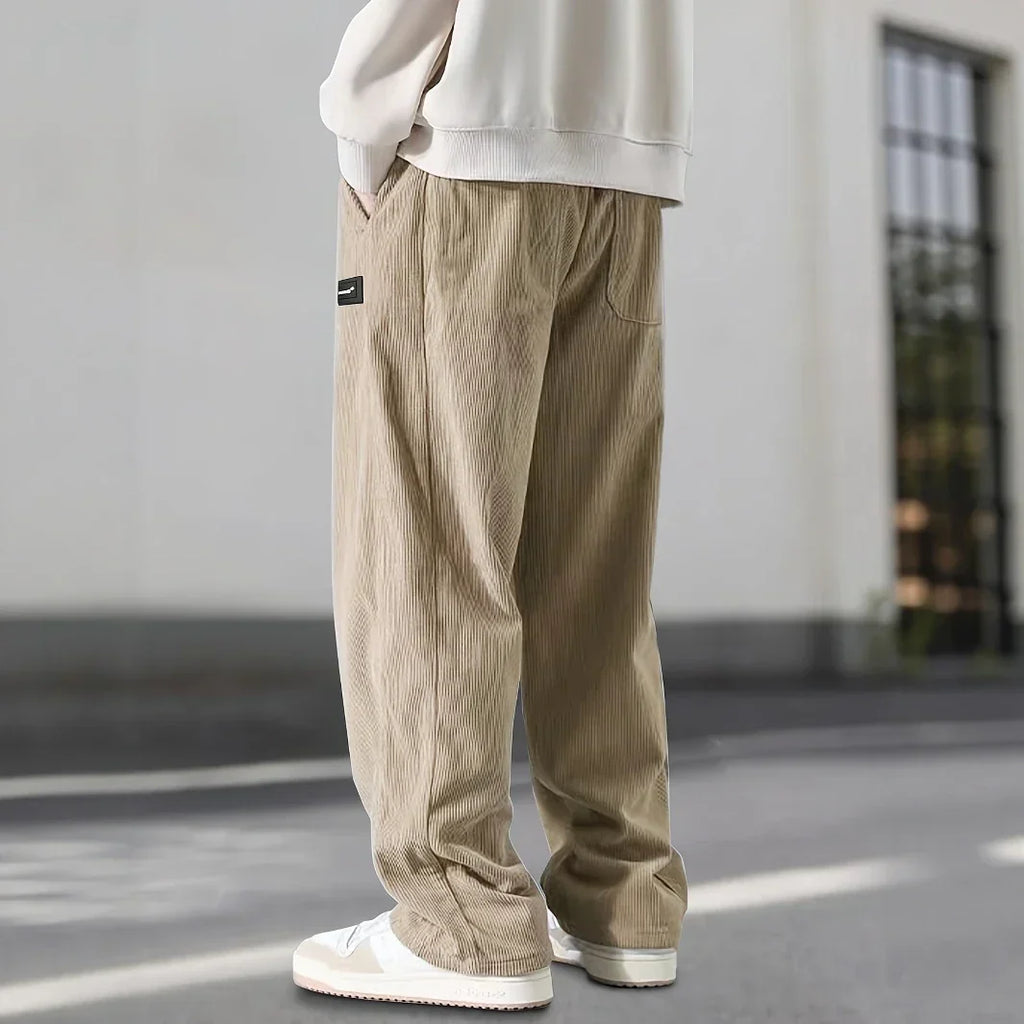 PANTALON EN VELOURS CÔTELÉ POUR HOMME