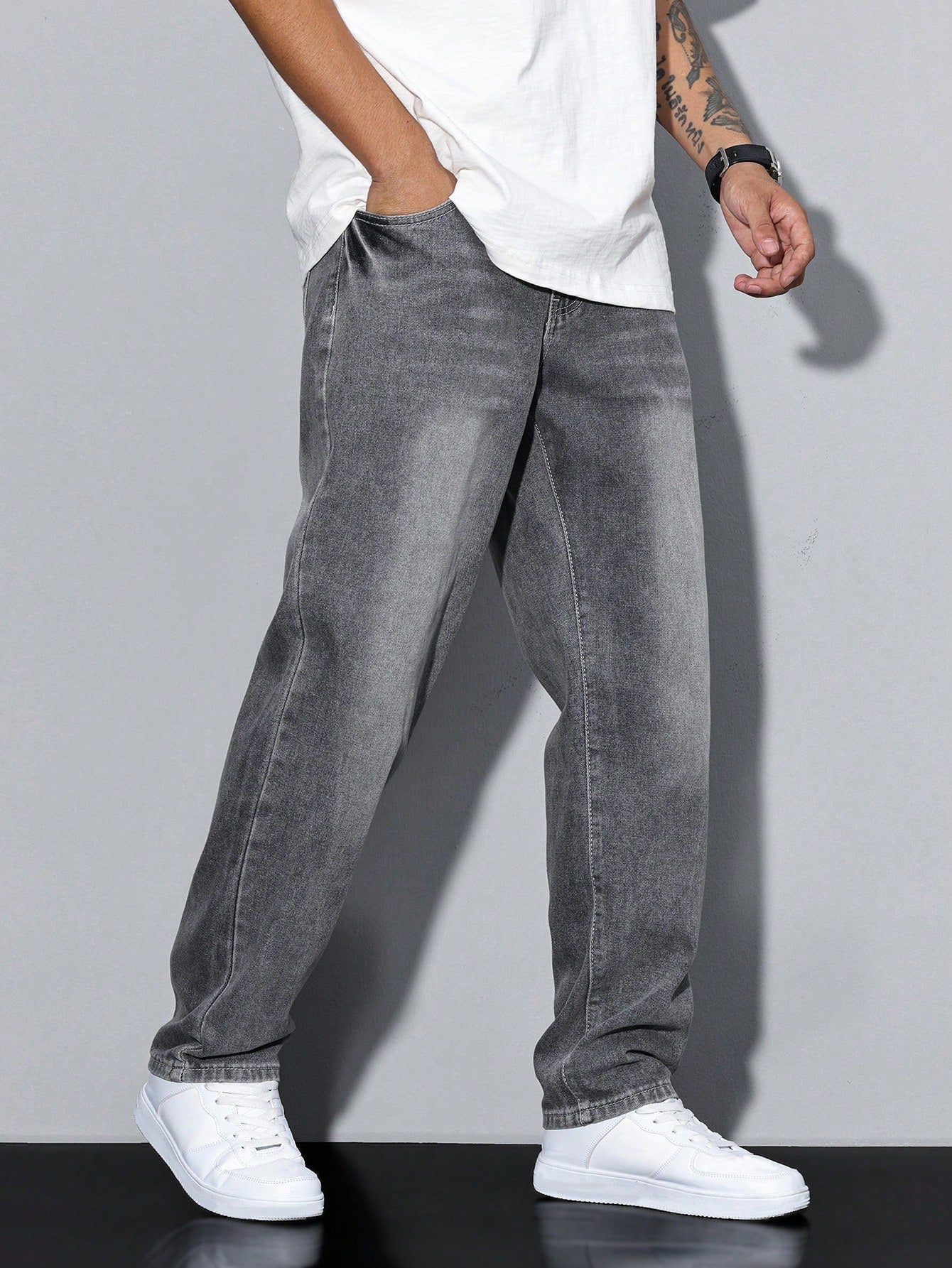 JEAN LARGE HOMMES