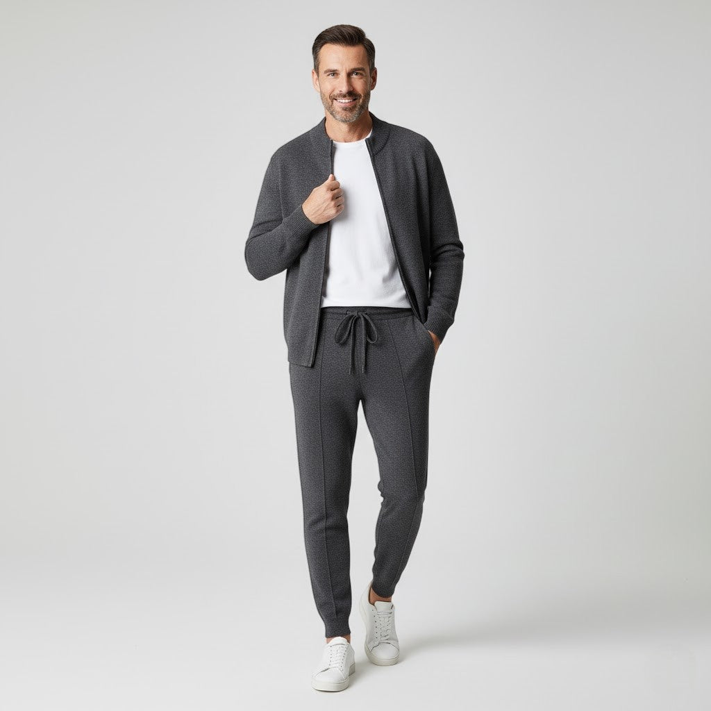 ENSEMBLE HOMME CARDIGAN ZIPPÉ ET PANTALON MAILLE