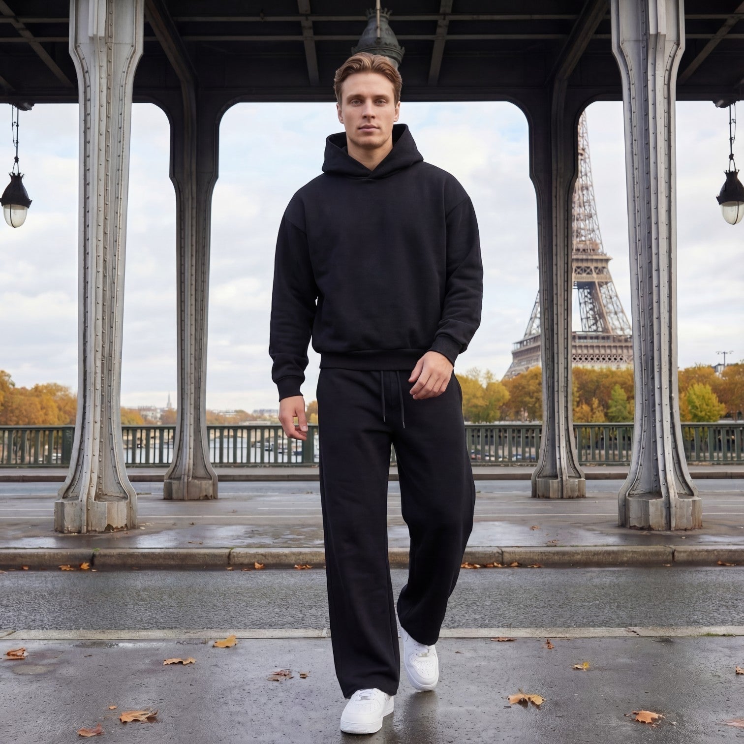 ENSEMBLE HOMME SWEAT À CAPUCHE ET PANTALON MAILLE