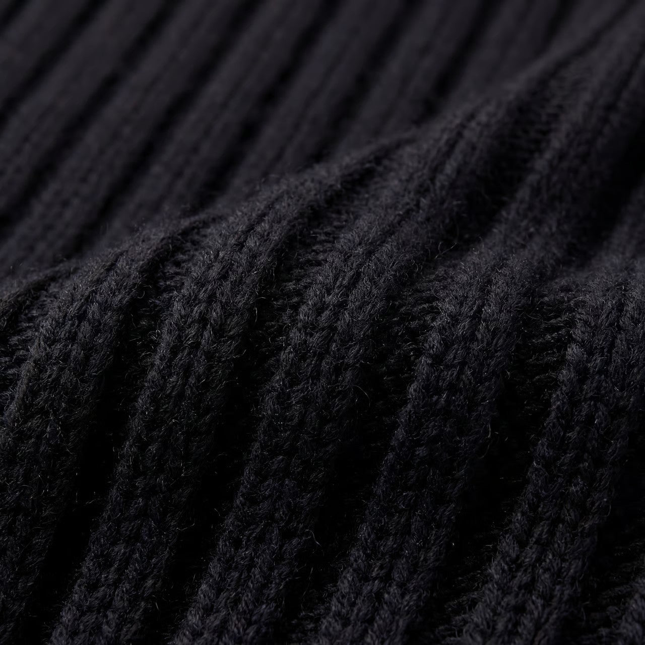 PULL HOMME COL ROULÉ MAILLE FINE