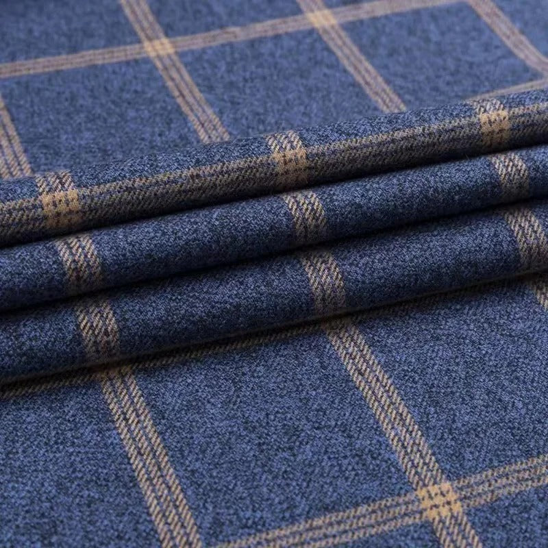 CHEMISE HOMME À CARREAUX ET COL BOUTONNÉ